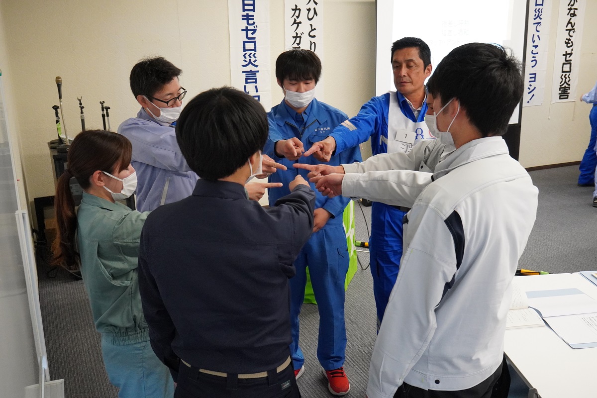 危険予知訓練（ＫＹＴ）開催しました！