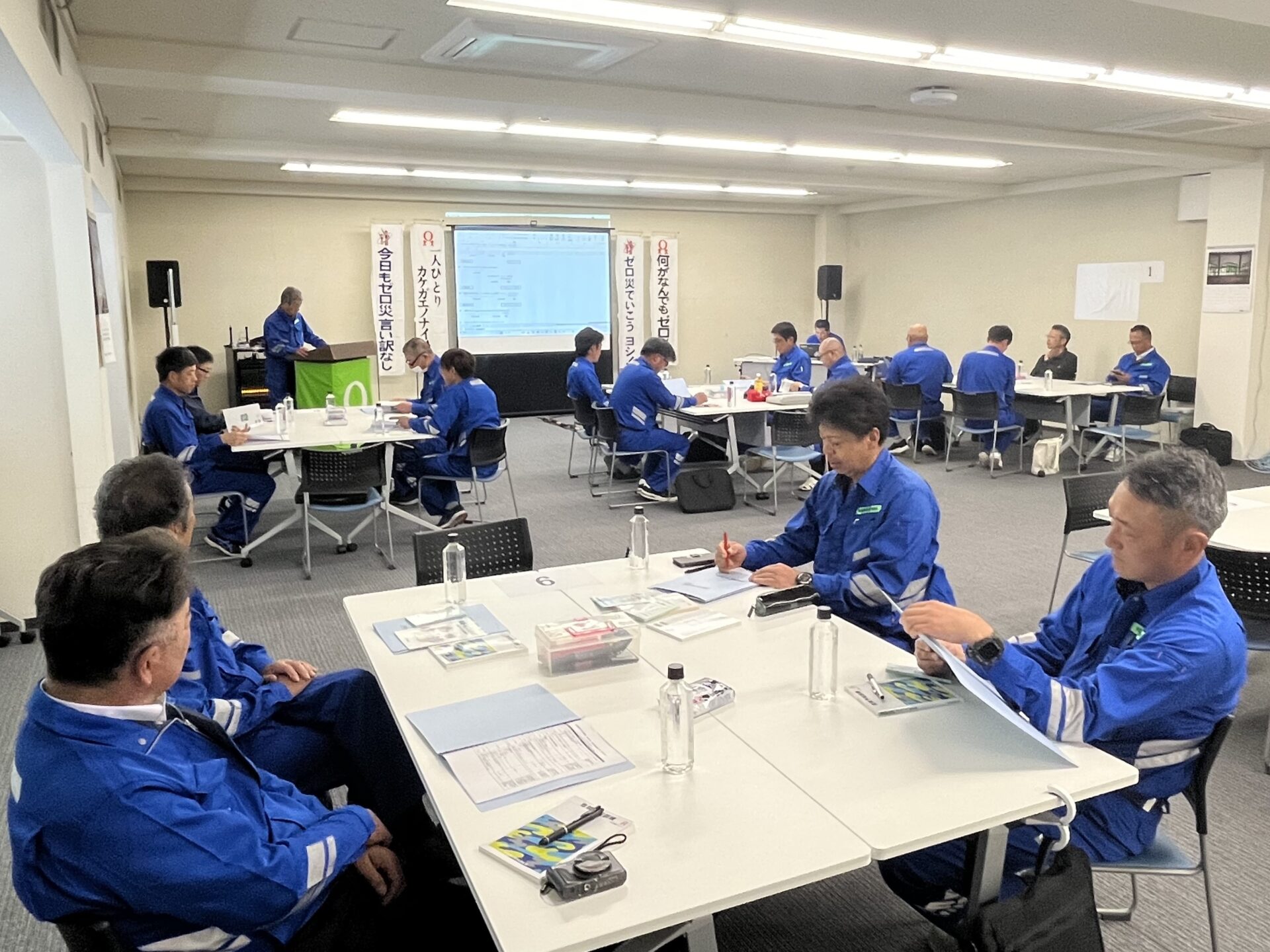 インストラクターの研修会を開催しました
